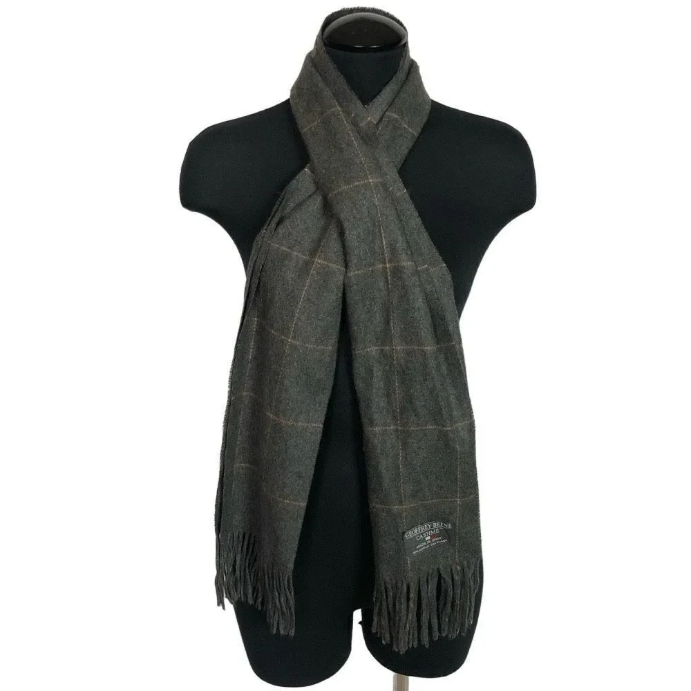 Geoffrey‎ Beene Gray Plaid Scarf
